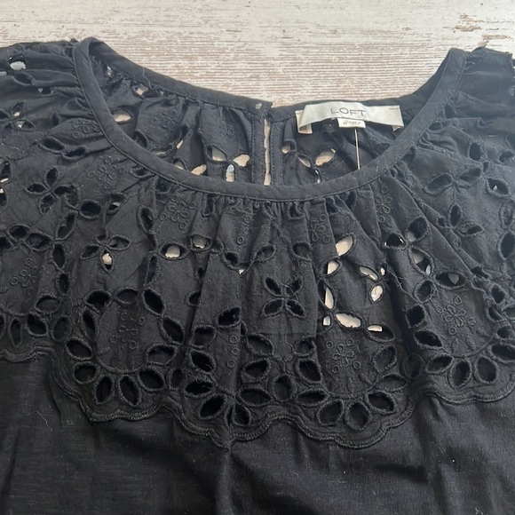 Loft Eyelet Yoke Swing T Top Size Medium NWT - Picture 6 of 8